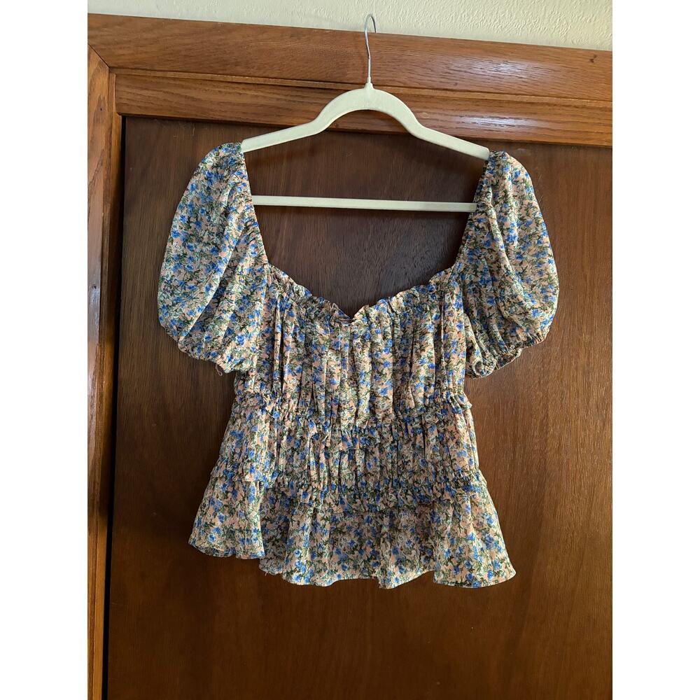 ASTR The Label Floral Peplum Blouse Puff Sleeve Cottagecore Top Size M